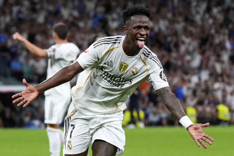 赛事的报道 赛事的报道